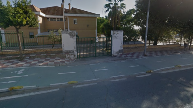 Photo of El Ayuntamiento de Olivares pide autorización para señalizar un paso de peatones junto al Colegio El Prado