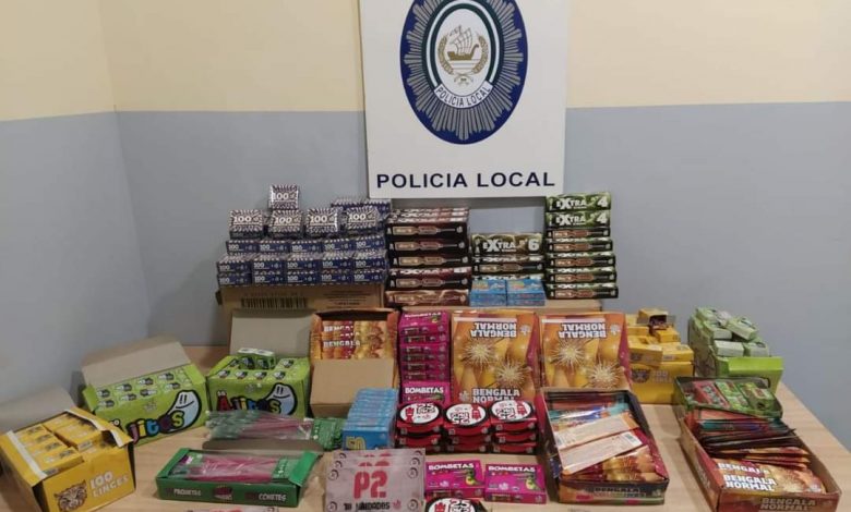 Photo of La Policía Local de Coria interviene casi 24.000 unidades de artículos pirotécnicos sin autorización