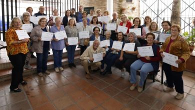 Photo of Más de 200 personas completan todos los  cursos para mayores en Mairena