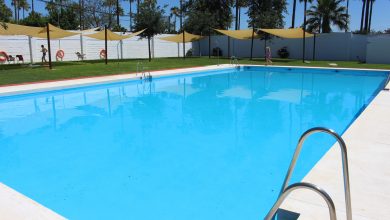 Photo of La piscina de verano de Espartinas abrirá de noche hasta el próximo miércoles